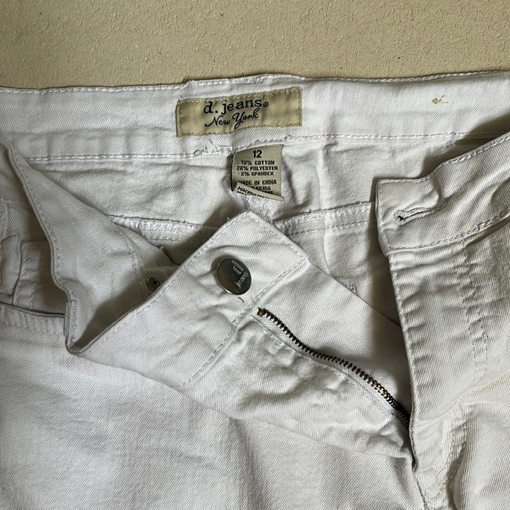 DJEANS NY size 12 twill ankle jeans white